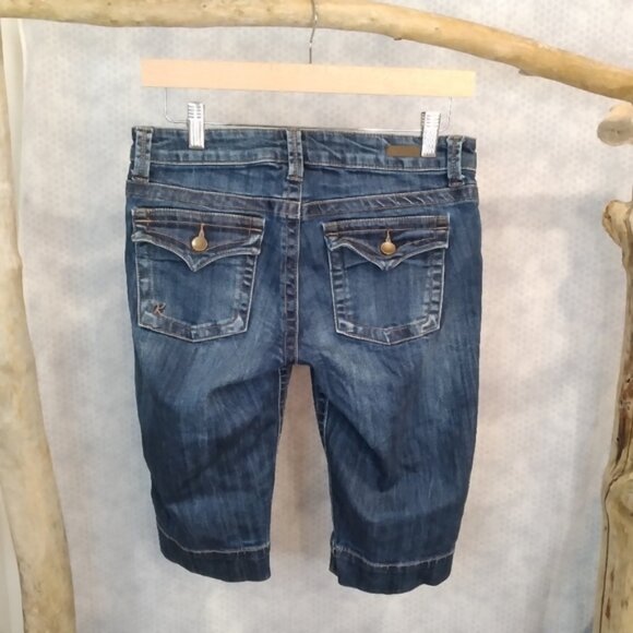Kut from the Kloth bermuda whiskered and faded shorts in size 2 in EUC - Picture 3 of 5